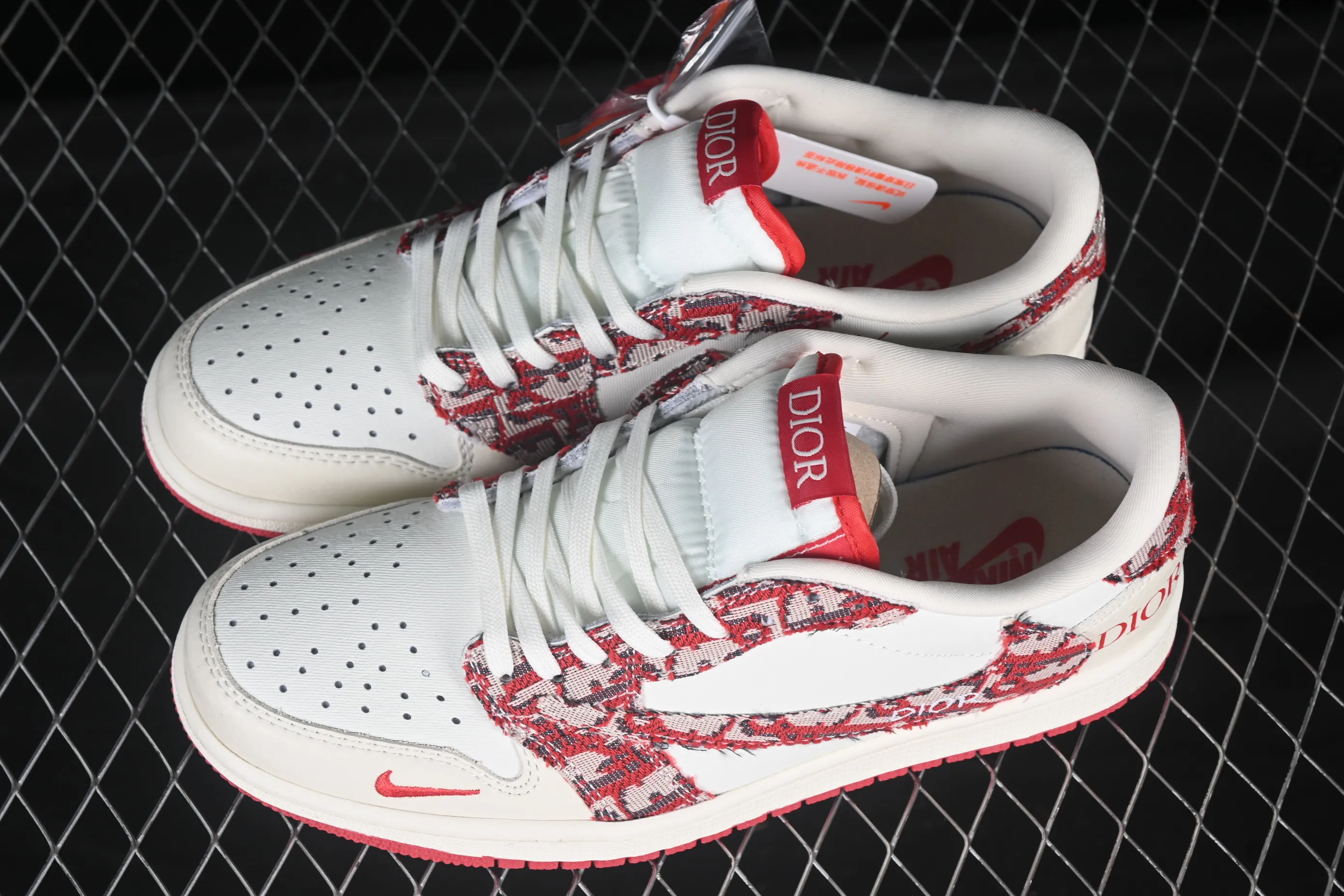 All categories Air Jordan Jordan series basketball shoes Air Jordan 1 Low high-end customized low-top sneakers Travis Scott x Fragment Design x Air Jordan 1 Low OG SP AJ1 Joe 1 Dior joint beige knitted low-top cultural casual sneakers XS2024-042